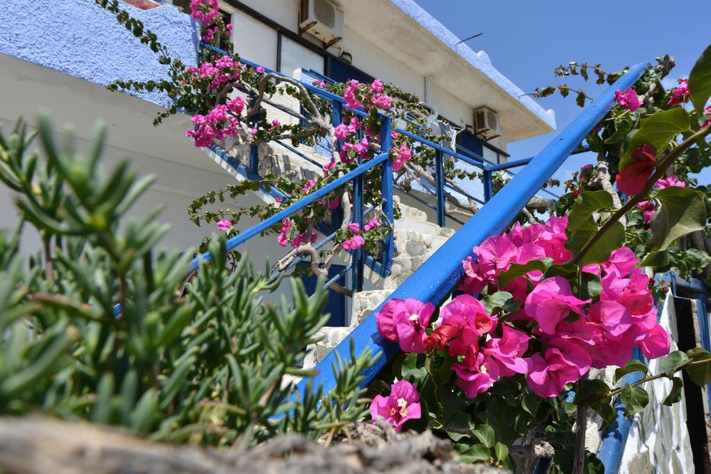 Hotel Coral Frangokastello Exteriér fotografie